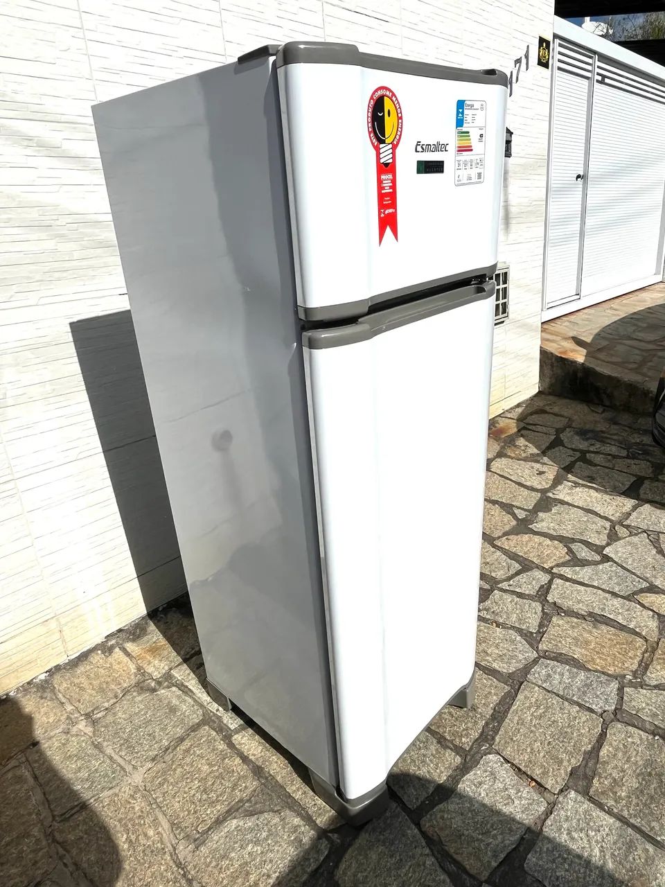 Refrigerador Esmaltec RCD34 PRO INVERTER Branco   - Foto 3
