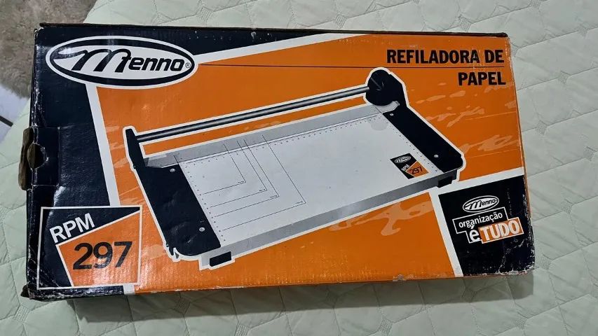Refiladora de papel Menno - pouquissimo usada em perfeito estado