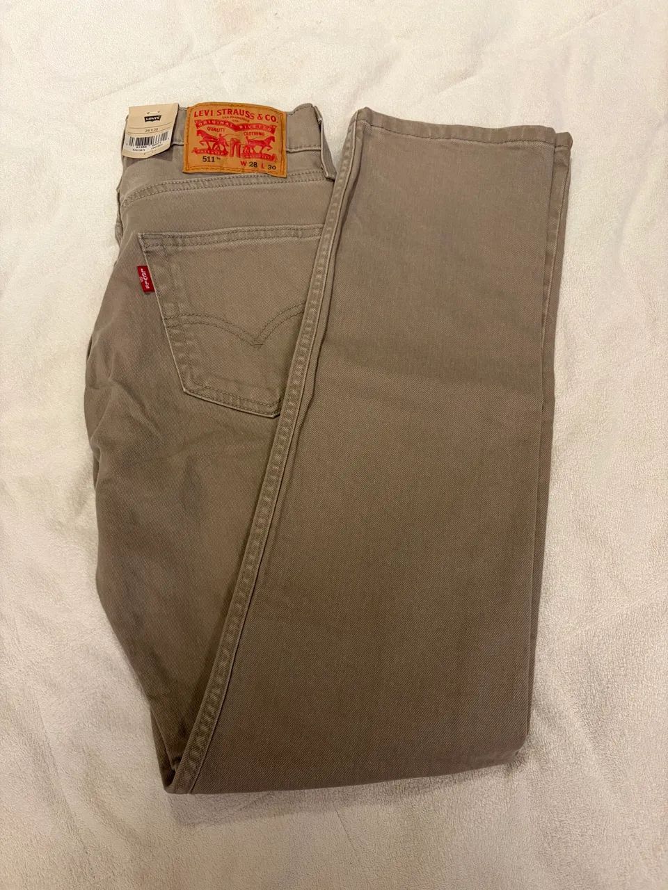 Calça Levis nova - Foto 2