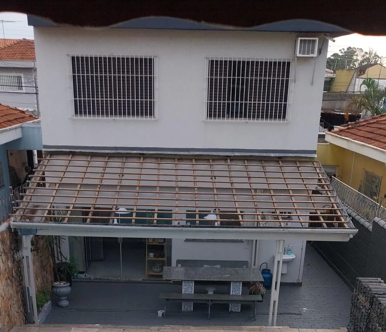 Telhas de concreto ( tegula ) valor R$ 3,50 cada - Foto 2
