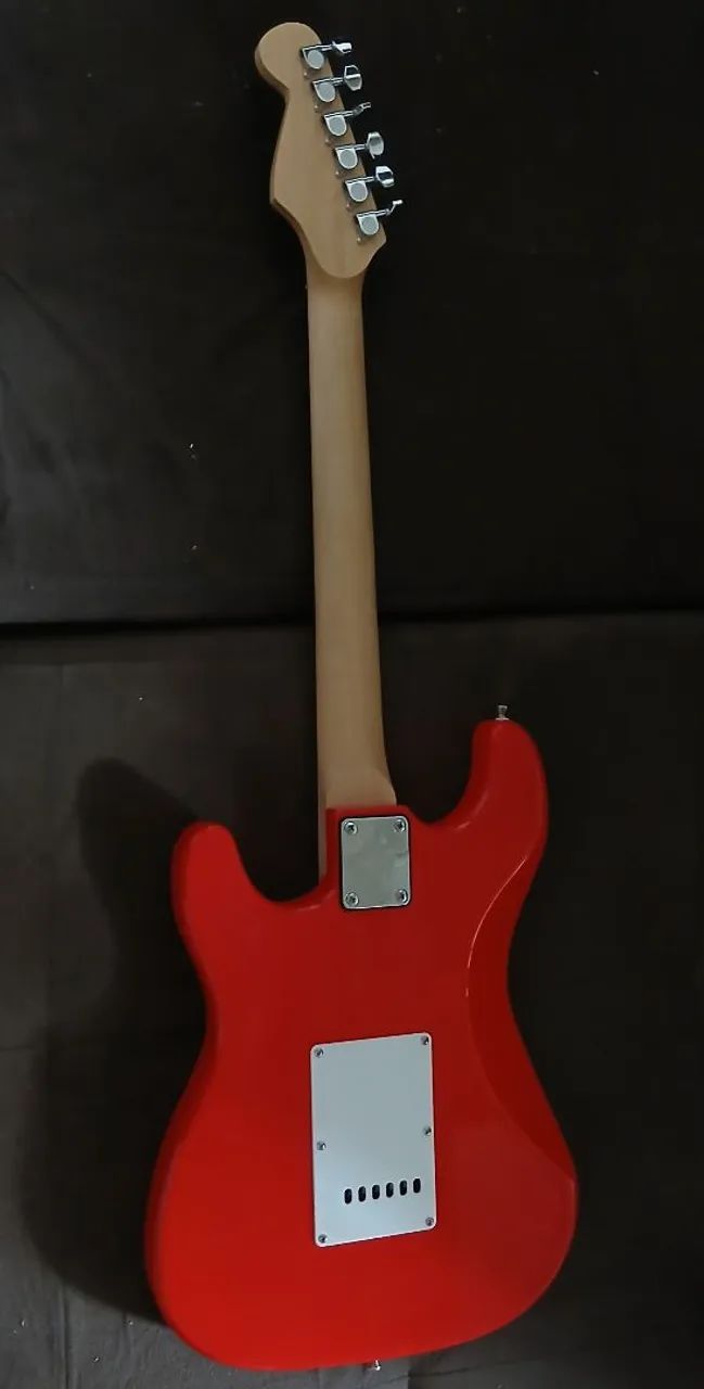 Guitarra Vermelha e Branca - Semi Nova - Foto 2