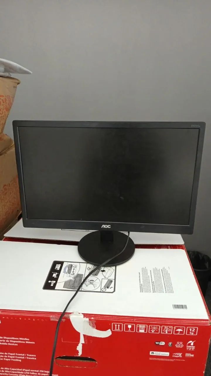 Monitor AOC