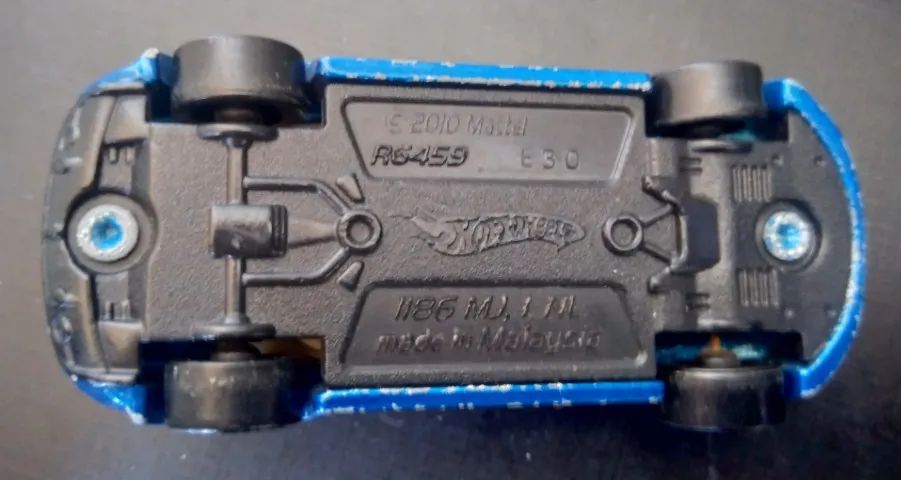 Hot Wheels - R6459 Aston Martin - Foto 4