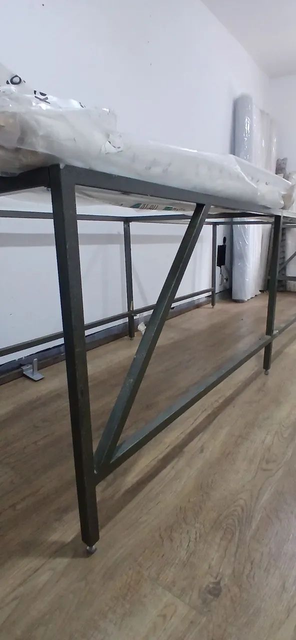Mesa para corte - Foto 2