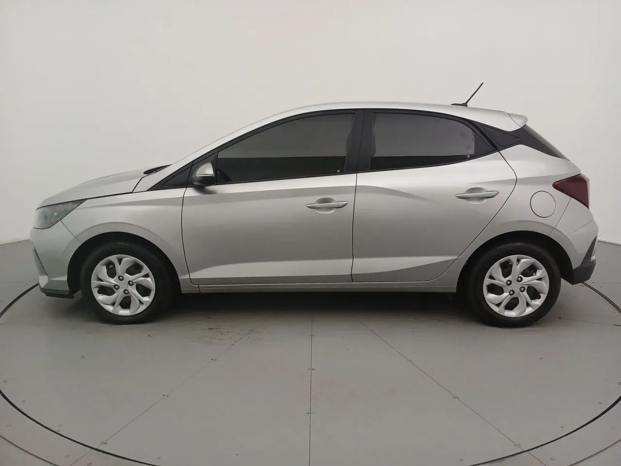 Hyundai HB20 Comfort Plus 1.0 Flex 12V Mec., foto 2 de 17