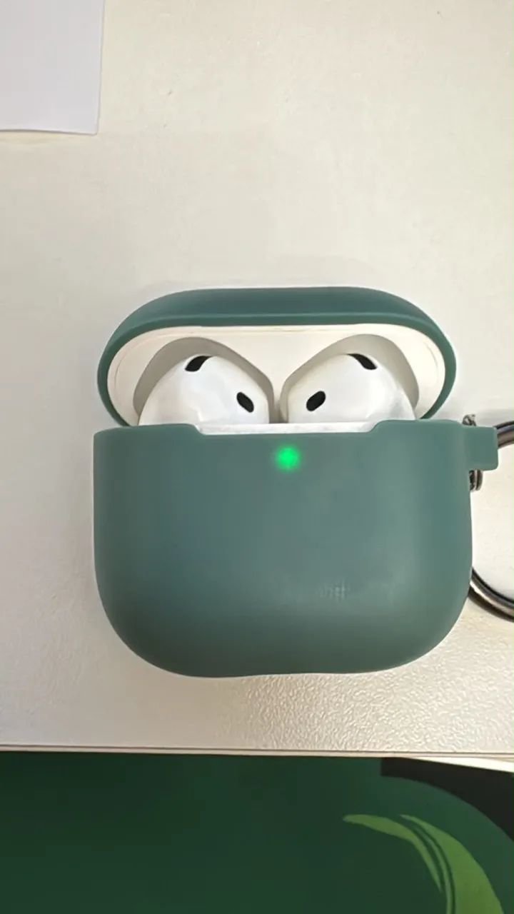 AirPods 4 ANC