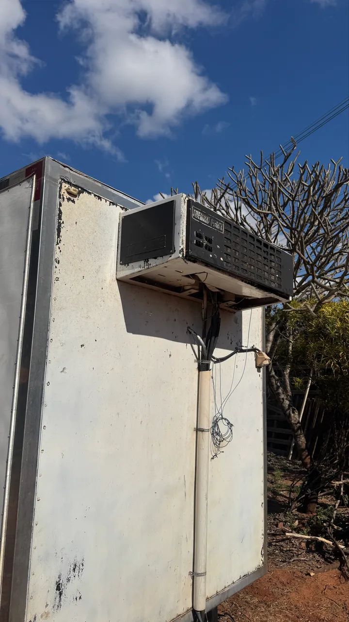 Baú refrigerado 