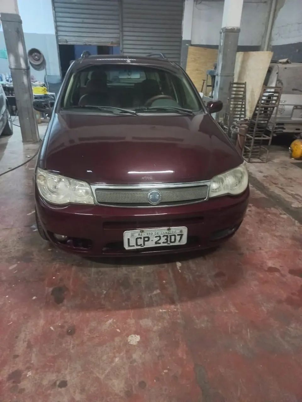Fiat Palio Weekend HLX 1.8 MPI Flex 4P 2005