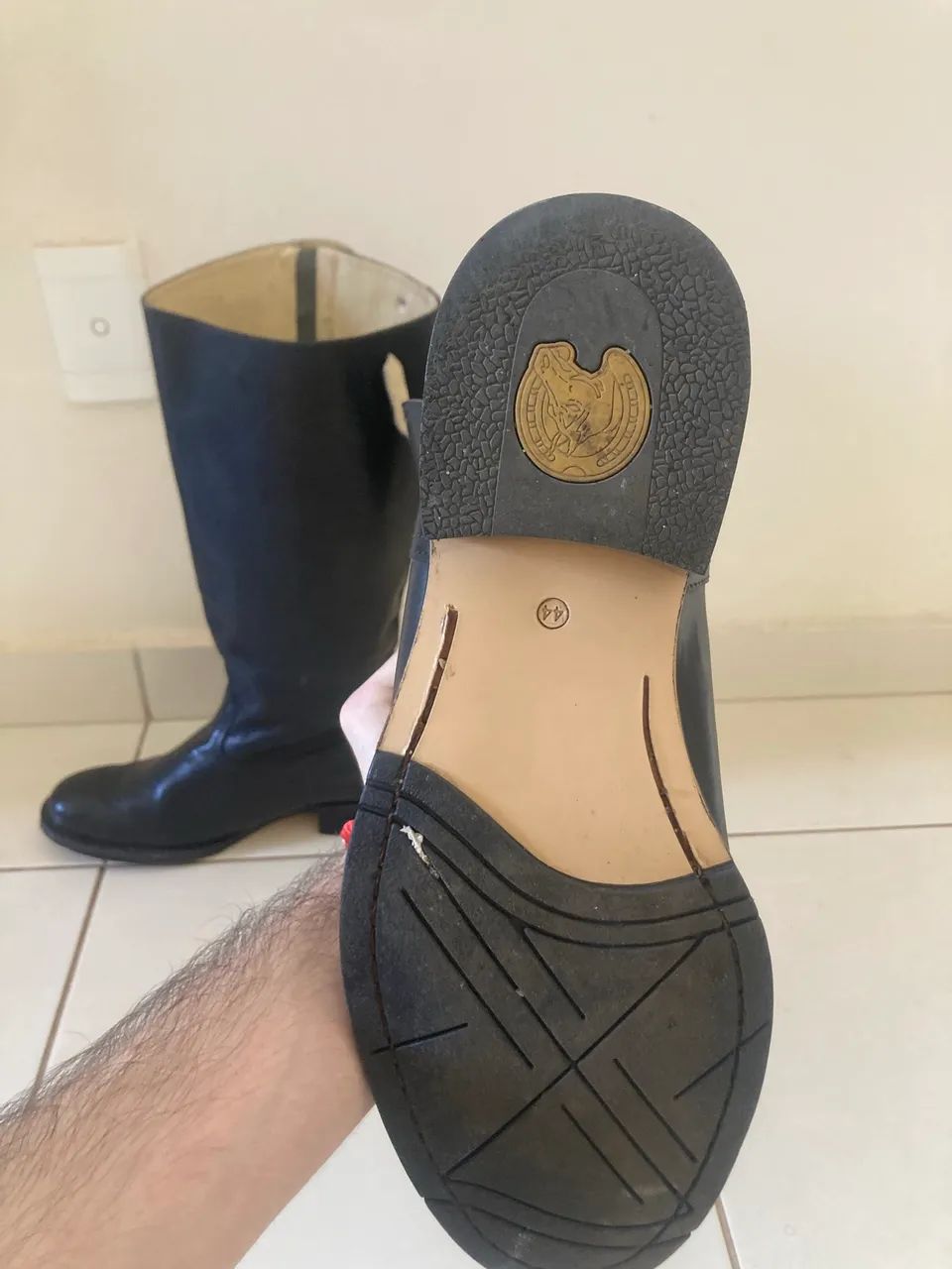 Bota Couro nova - Foto 4