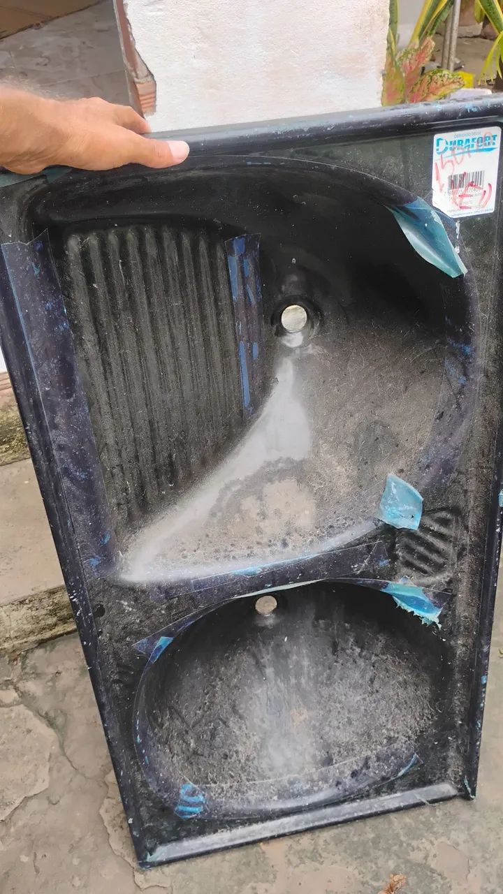 Vendo pia de lavar roupa 