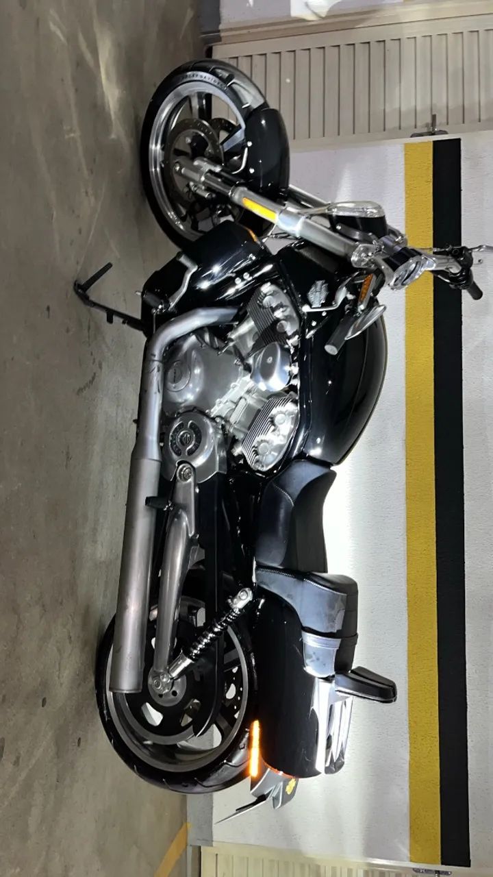 Harley Vroud 2014 - Foto 2