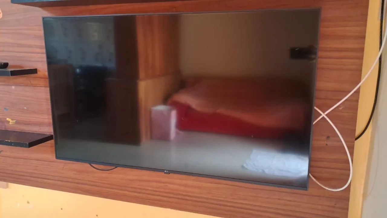 Televisão_LG 50 pelegadas 4K Ultra HD-Modelo 50UT8050PSA.AWZJLJZ - Foto 4
