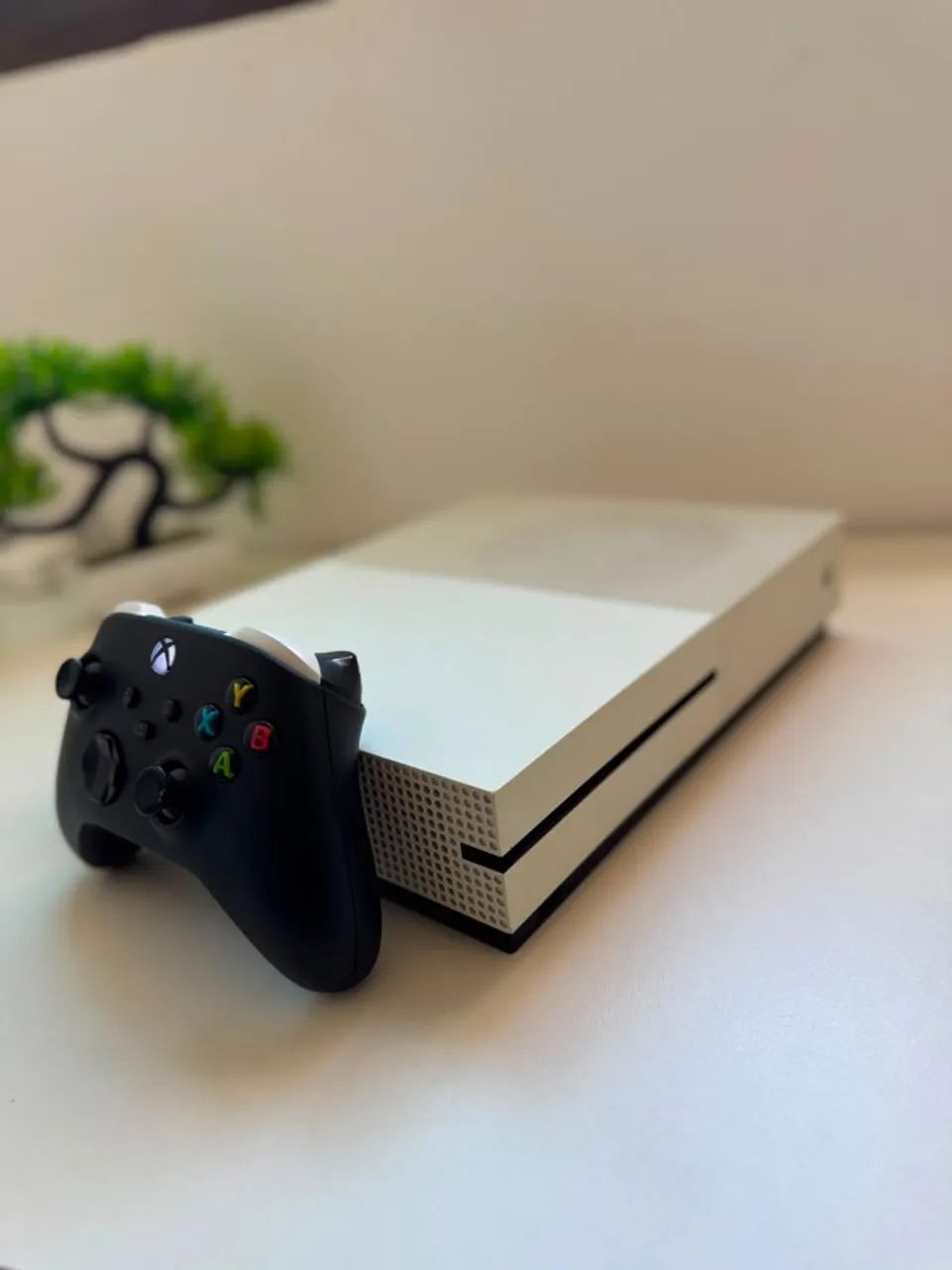 Xbox One S 1TB + controle original (garantia e parcelamento)  - Foto 2