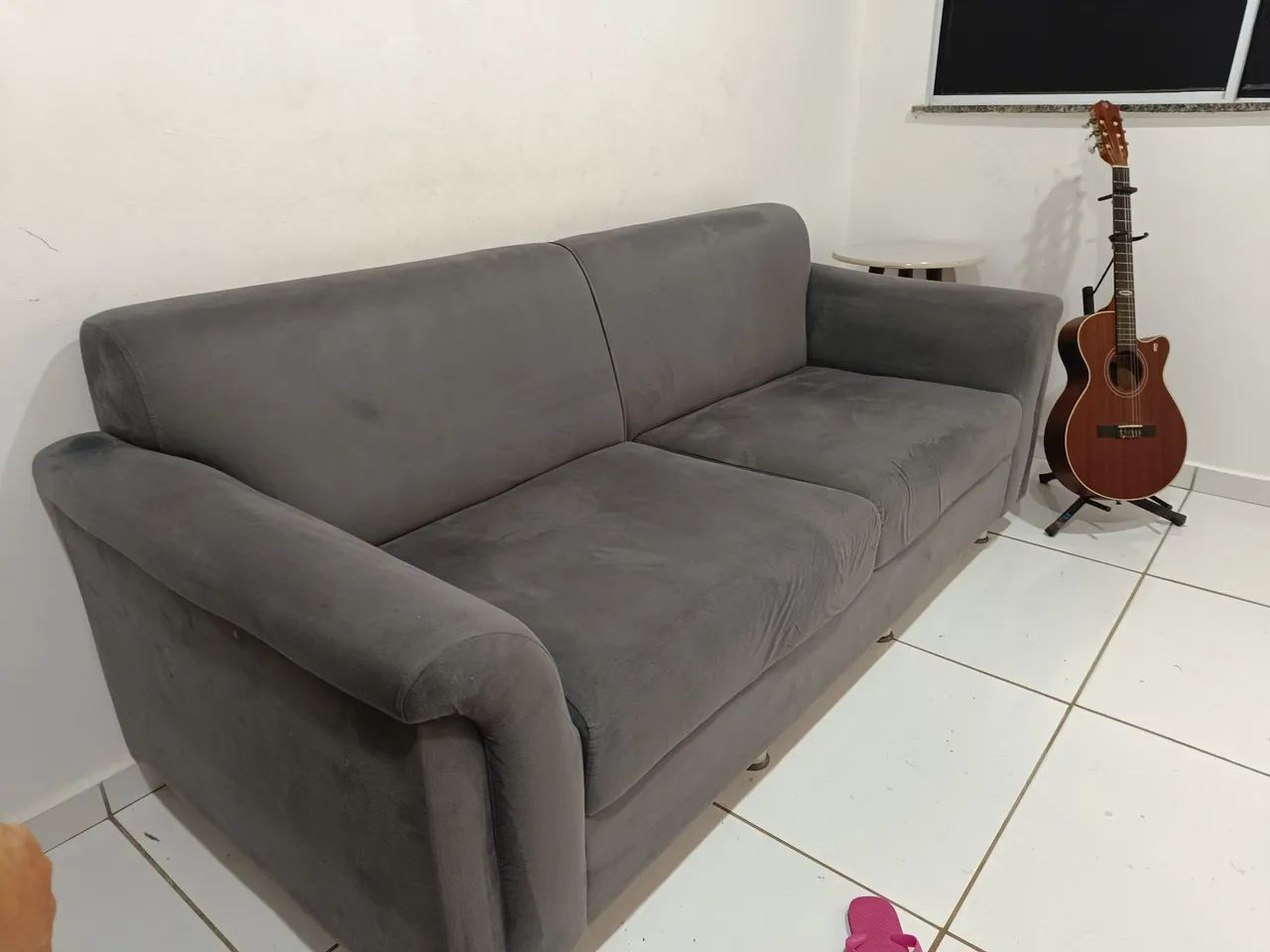 Sofá cinza veludo 700,00 retirada Raposa  - Foto 3