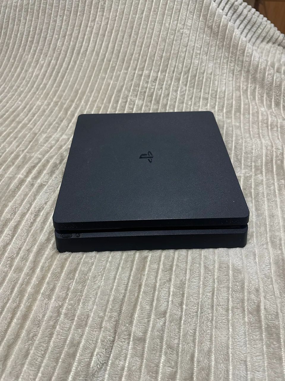Vendo Ps4 slim 1tb - Foto 5