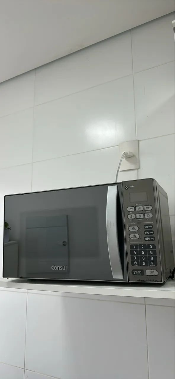 Microondas Cônsul espelhado 20L -110v