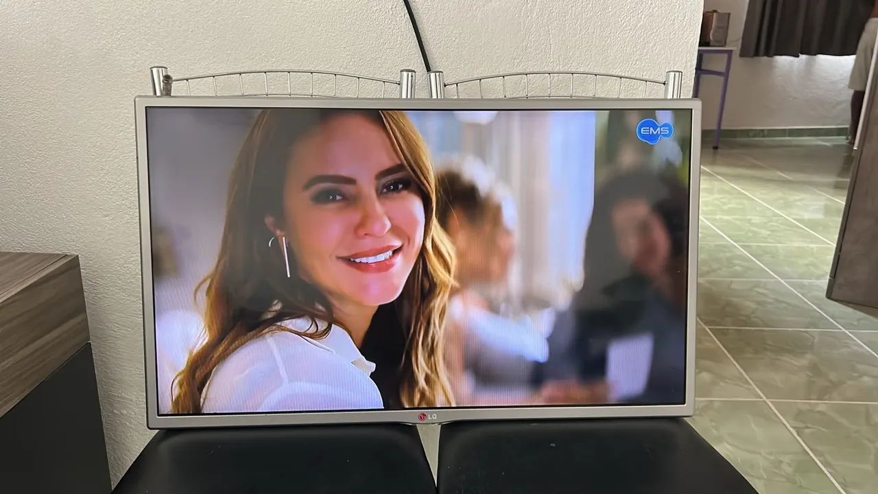 Tv 32 polegadas LG  - Foto 3