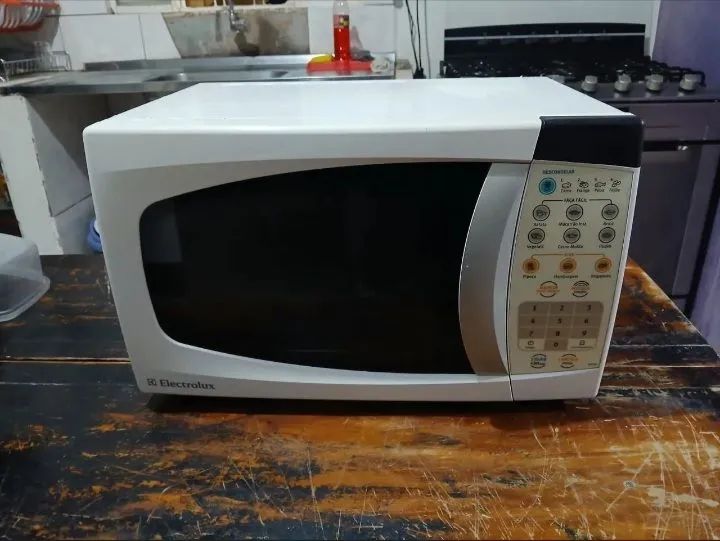 Microondas Electrolux 18 litros