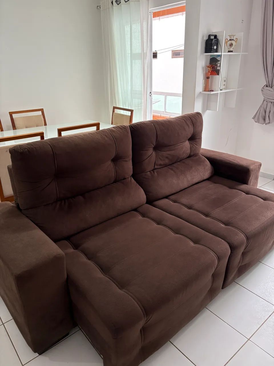 Sofá retrátil e reclinável 2 lugares - Sofisticação e Conforto  - Foto 3