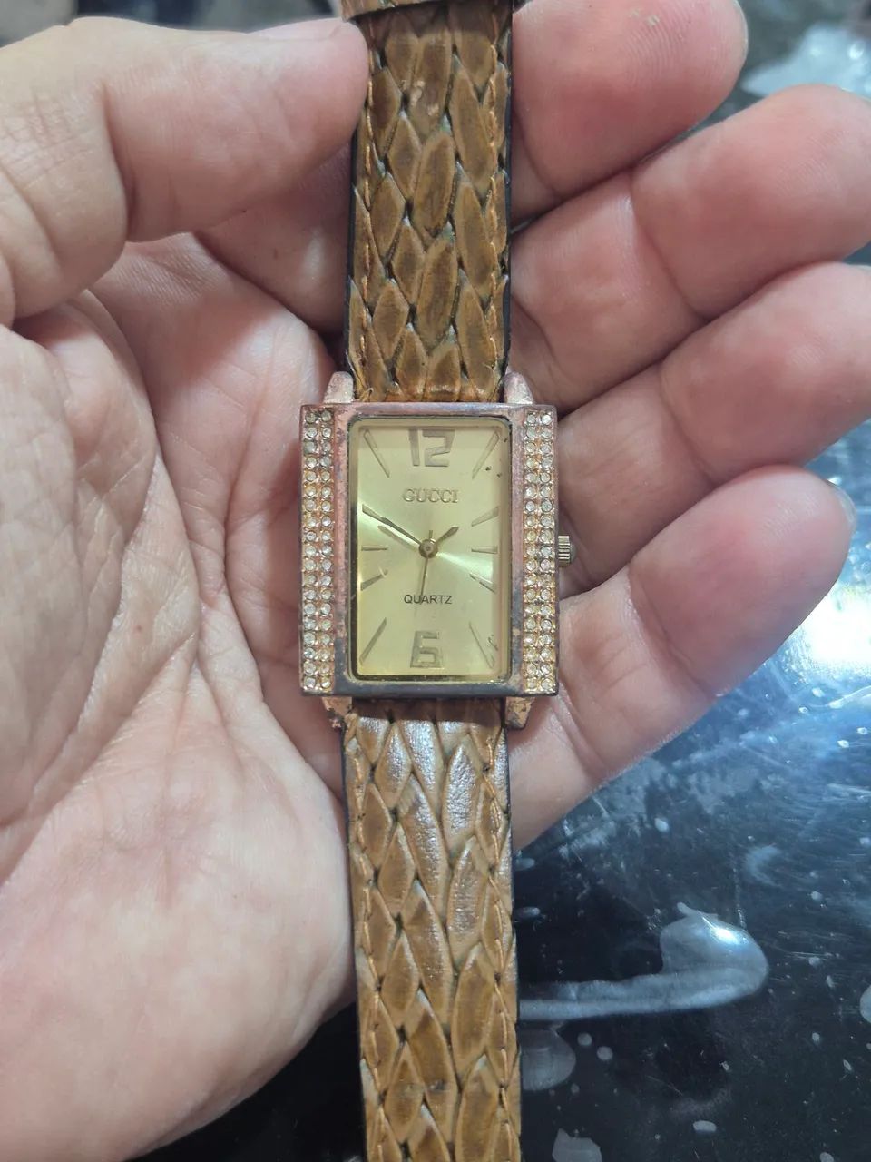 Relógio GUCCI VINTAGE À QUARTZ   -   FUNCIONAMENTO OK - Foto 4