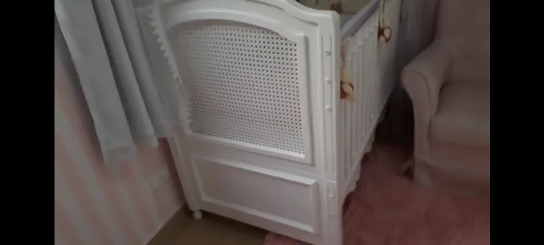 Vende-se Berço com colchão em estado de novo - Foto 2