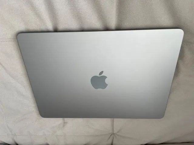 MacBook Air M2 13