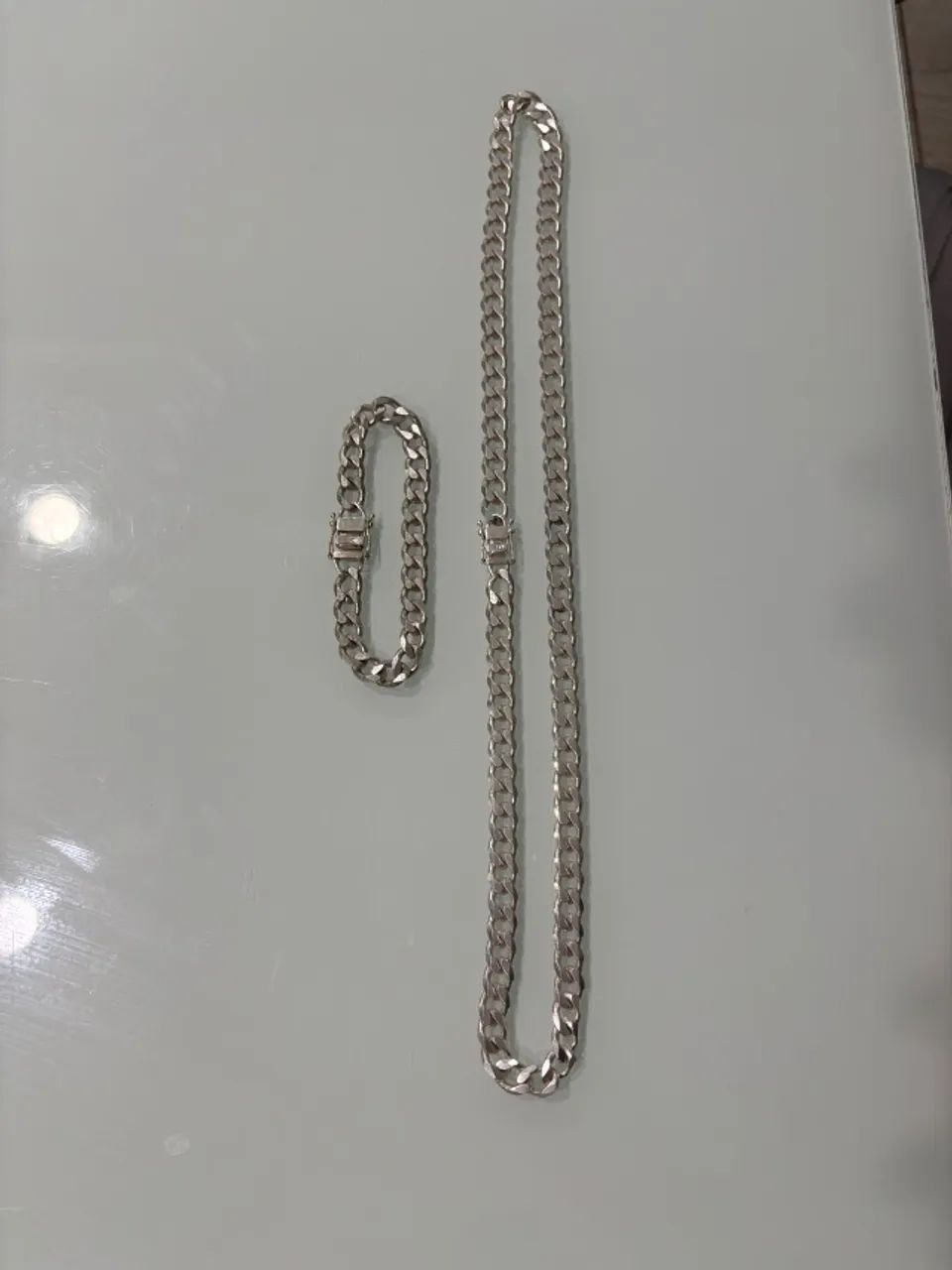 Kit corrente + pulseira prateada