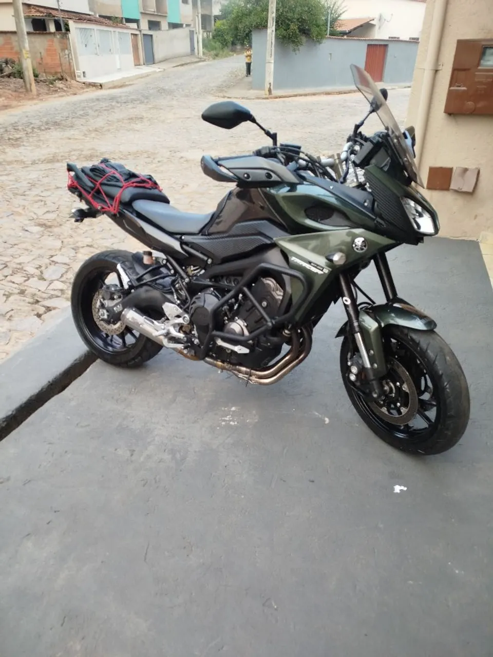 Motos Yamaha MT-09 Tracer 2018 no Brasil