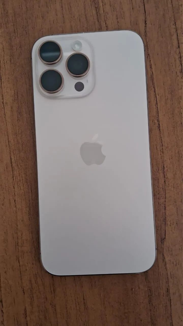 iPhone 16 Pro Max - Foto 4