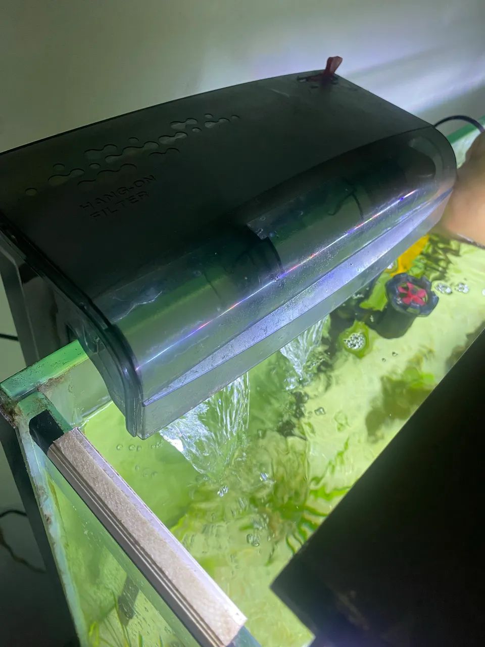 Vendo Aquário com estrutura metálica  - Foto 4