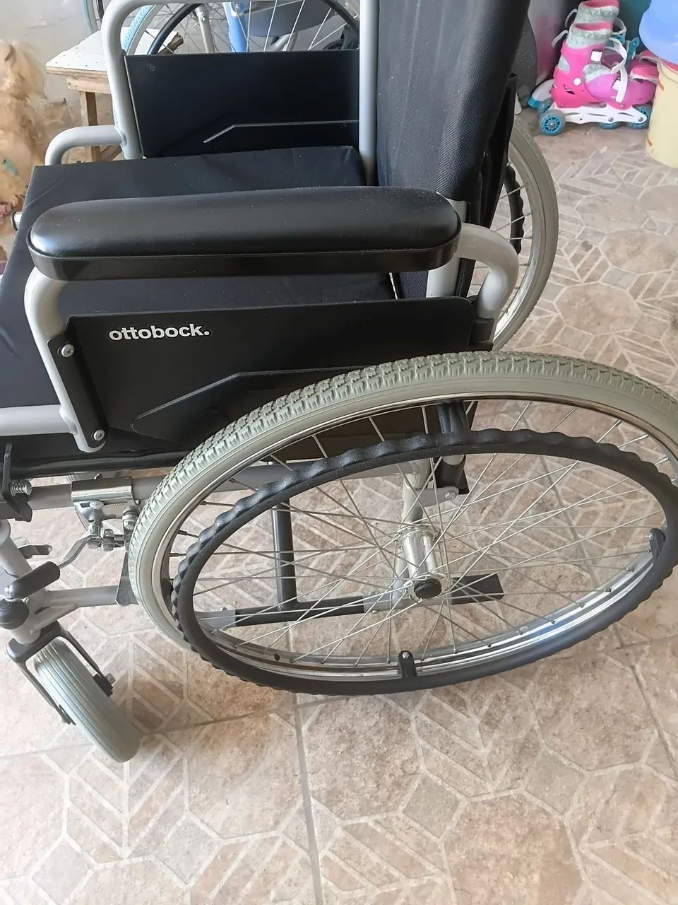 Cadeira de Rodas - Foto 3