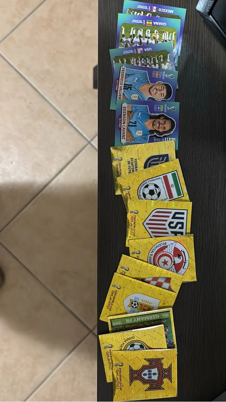 Figurinhas 2022 e 2018  - Foto 2