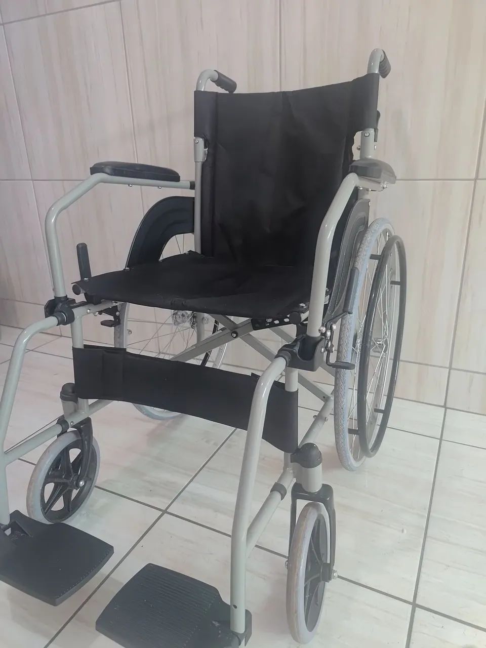 Cadeira de rodas  - Foto 3