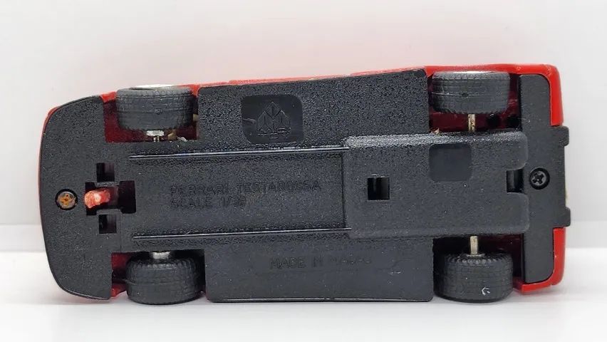 Miniatura Ferrari Testarossa - 1:39 - Macau - Foto 5