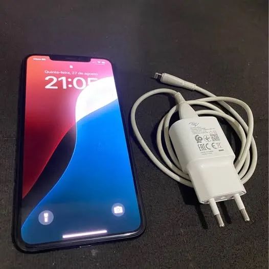 iPhone 11 Pro Max 64GB no preço pra sair hoje - Foto 3