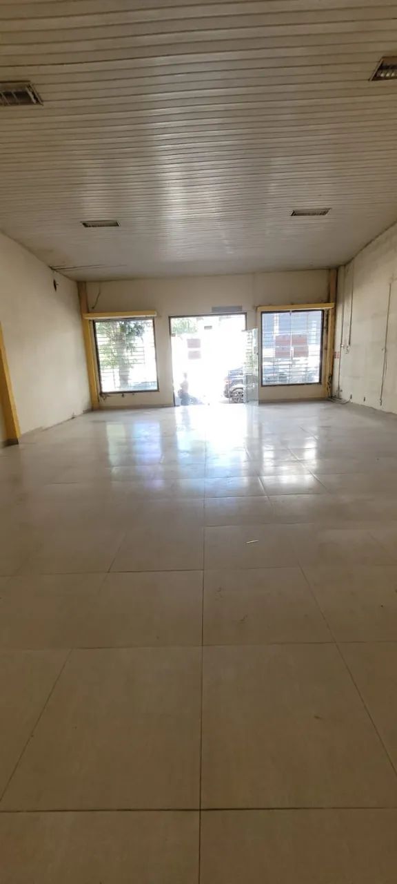 Alugo salão comercial, 120m², av. Dom Bosco, Centro, Cuiabá/MY - Foto 2