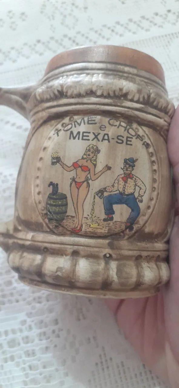 2 CANECAS em forma de barril RETRÔ - Foto 2