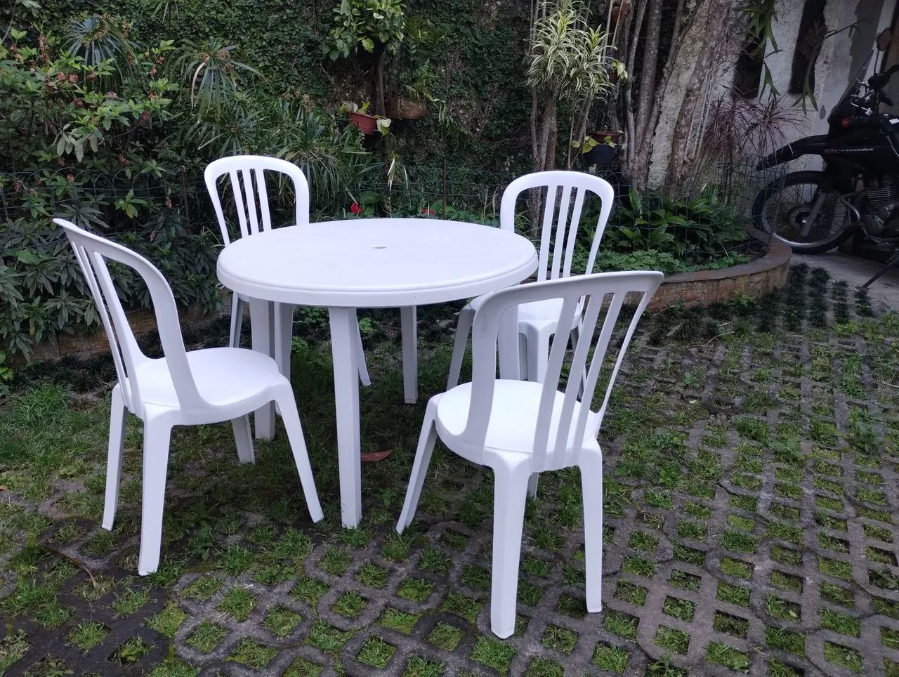 Conjunto mesa e cadeiras  - Foto 5