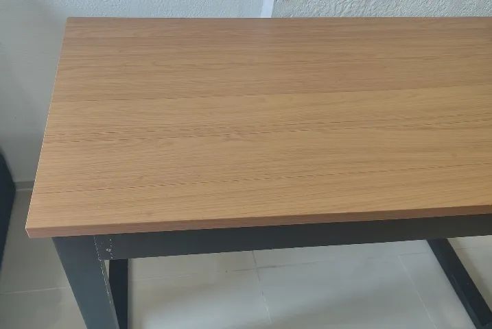 Mesa de escritório com gaveta - Foto 4