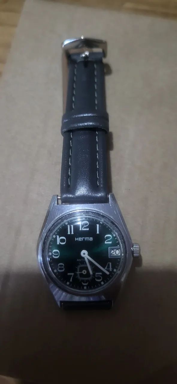 Relógio Suíço Herma a corda anos 60 revisado 32 mm de cx  - Foto 3