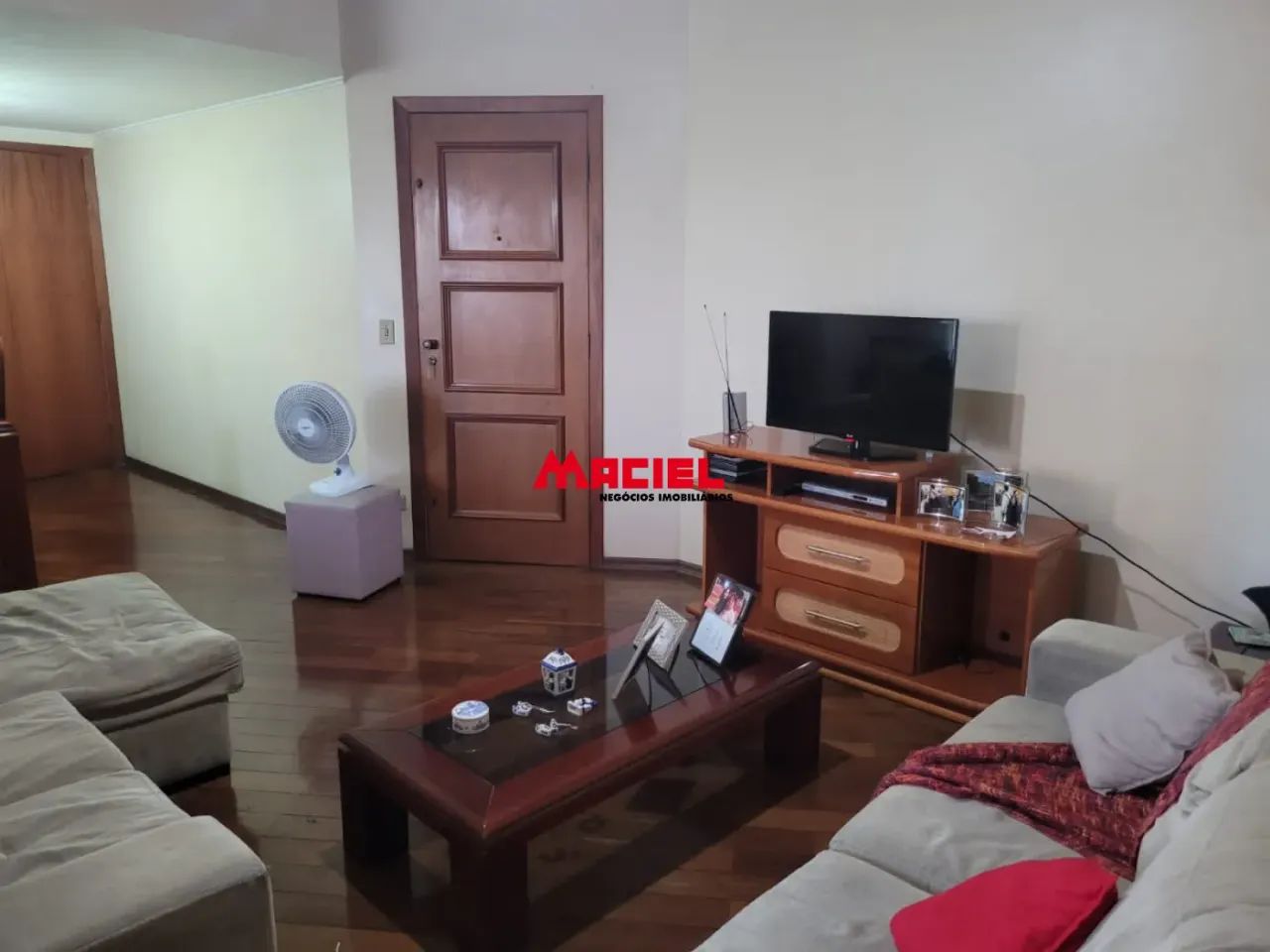 Excelente apartamento Centro de SJC - Foto 3