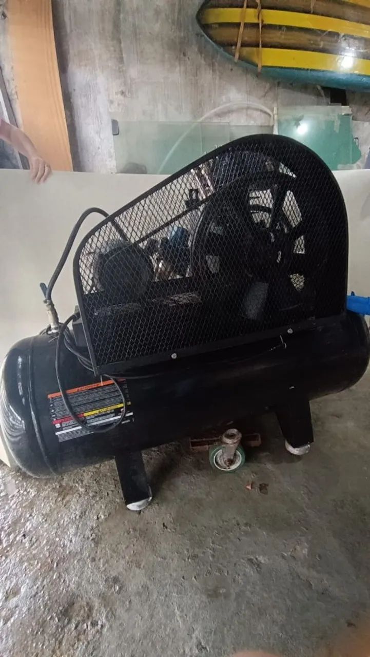 Compressor de Ar Bravo Industrial 20 Pés 200L  - Foto 3