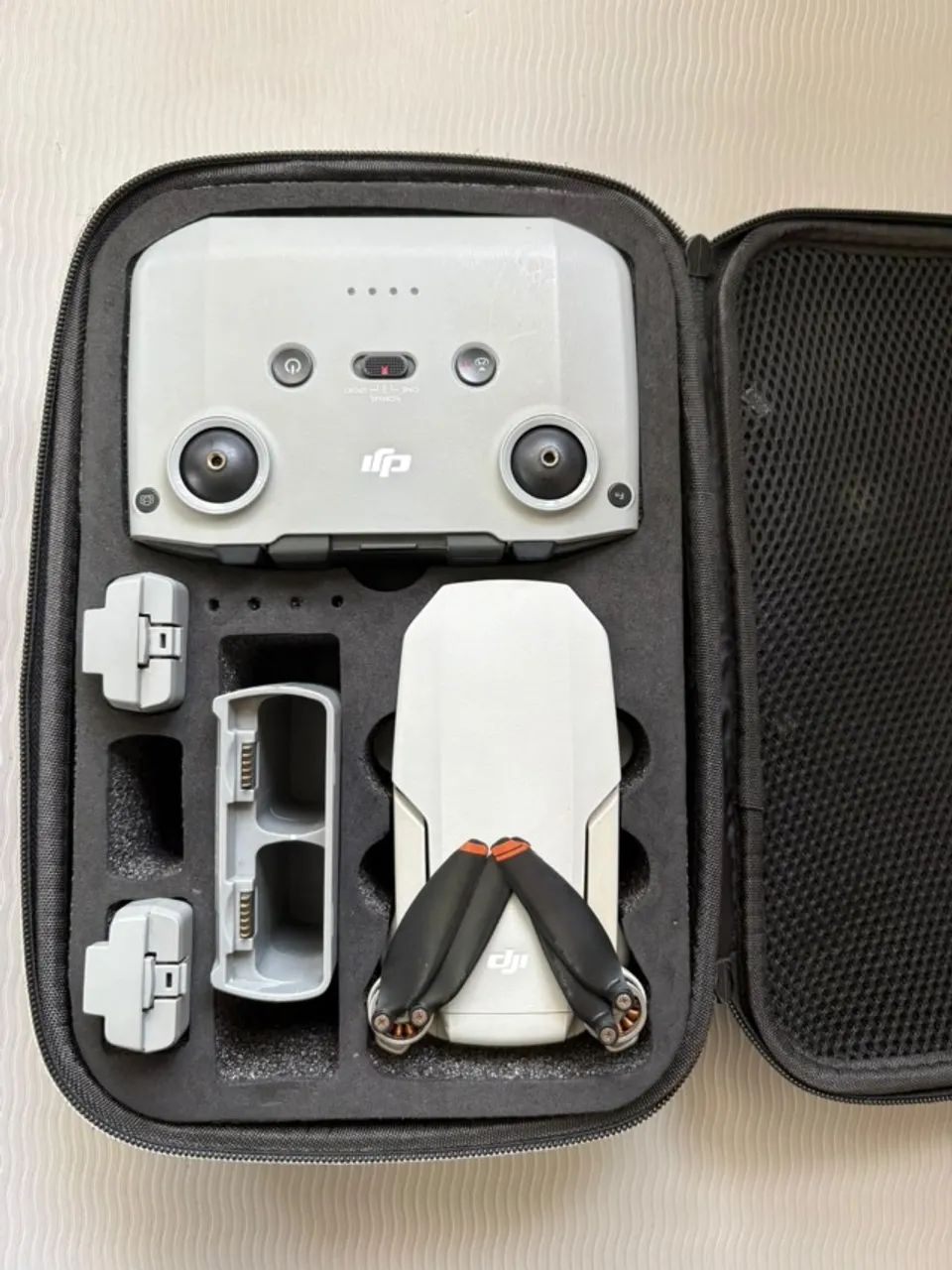 Drone DJI Mini 2 que filma em 4k