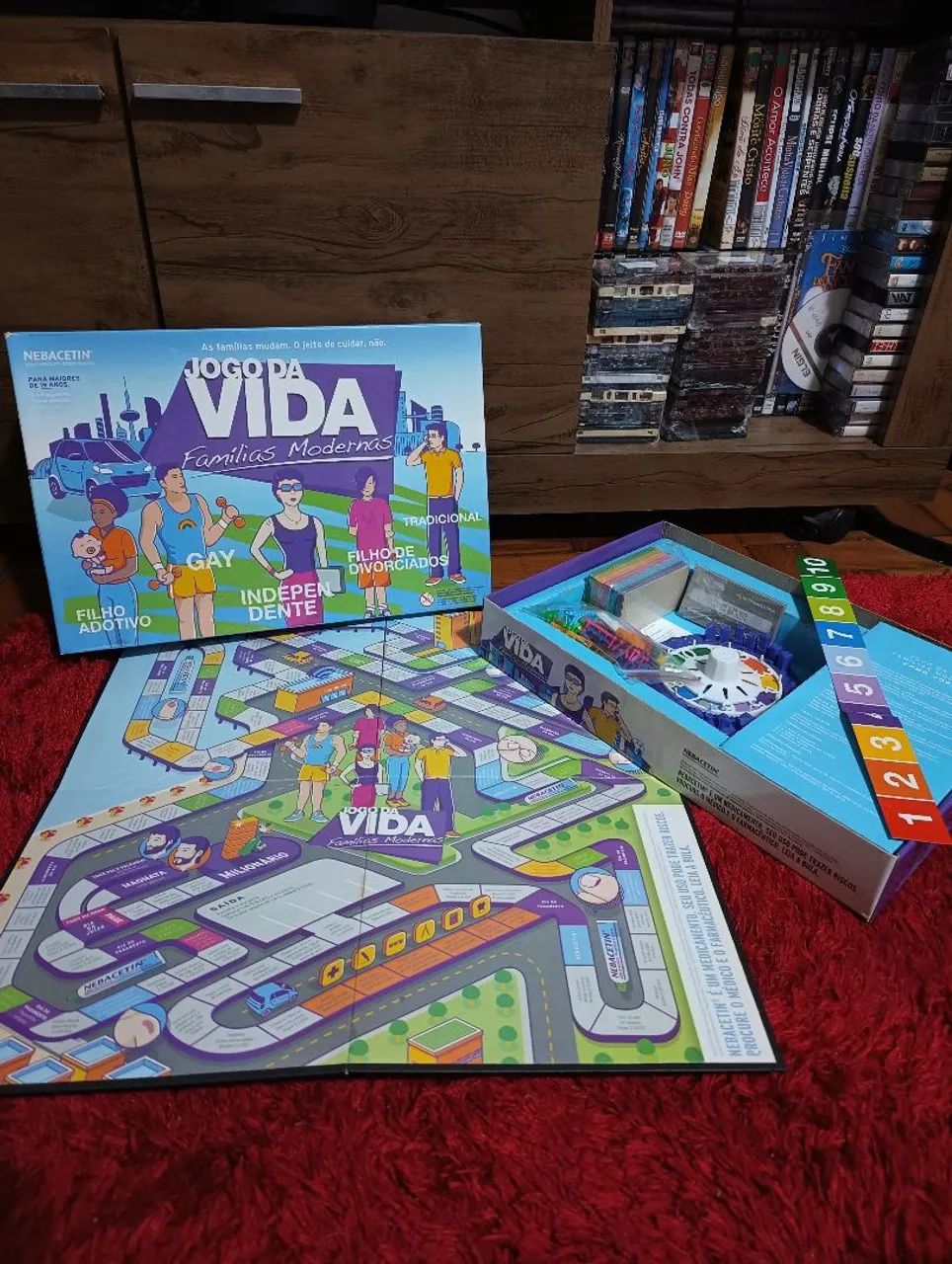 Jogo de Tabuleiro Jogo da Vida Famílias Modernas Estrela - Completo