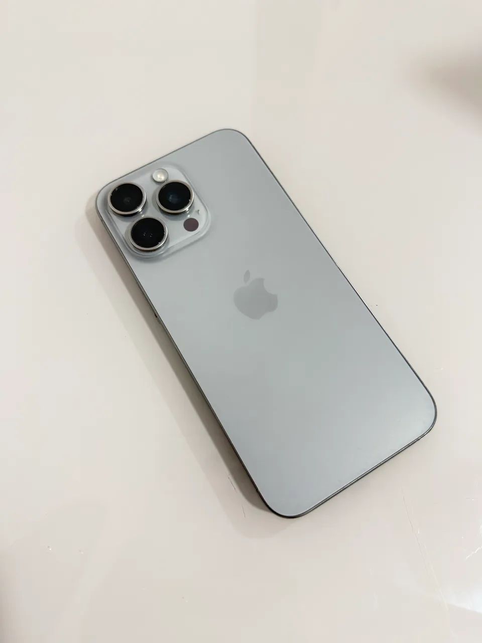 iPhone 15 pro Max 256 - único dono - negociável  - Foto 3