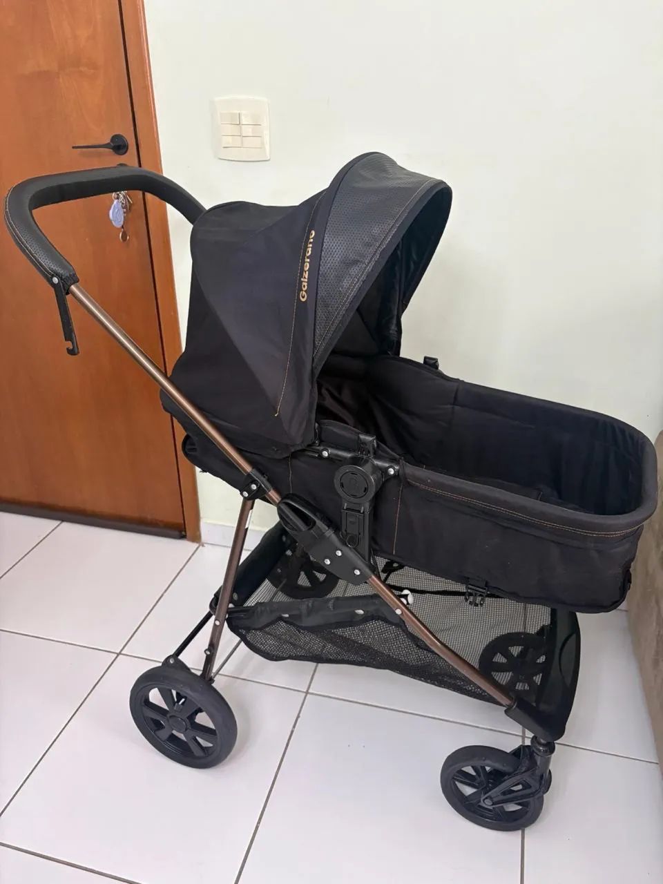 Carrinho de bebê semi novo  - Foto 4