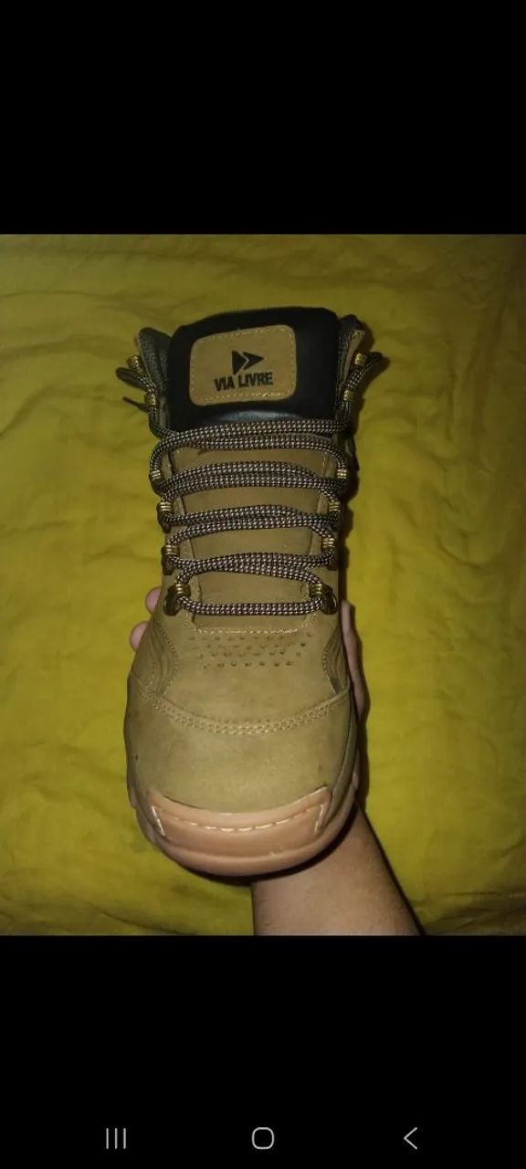 bota  - Foto 3