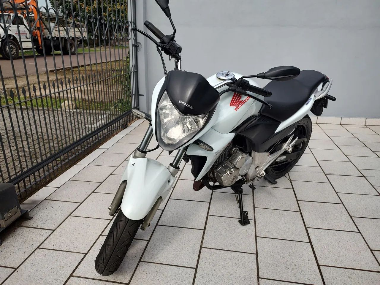 CB 300R 2014 