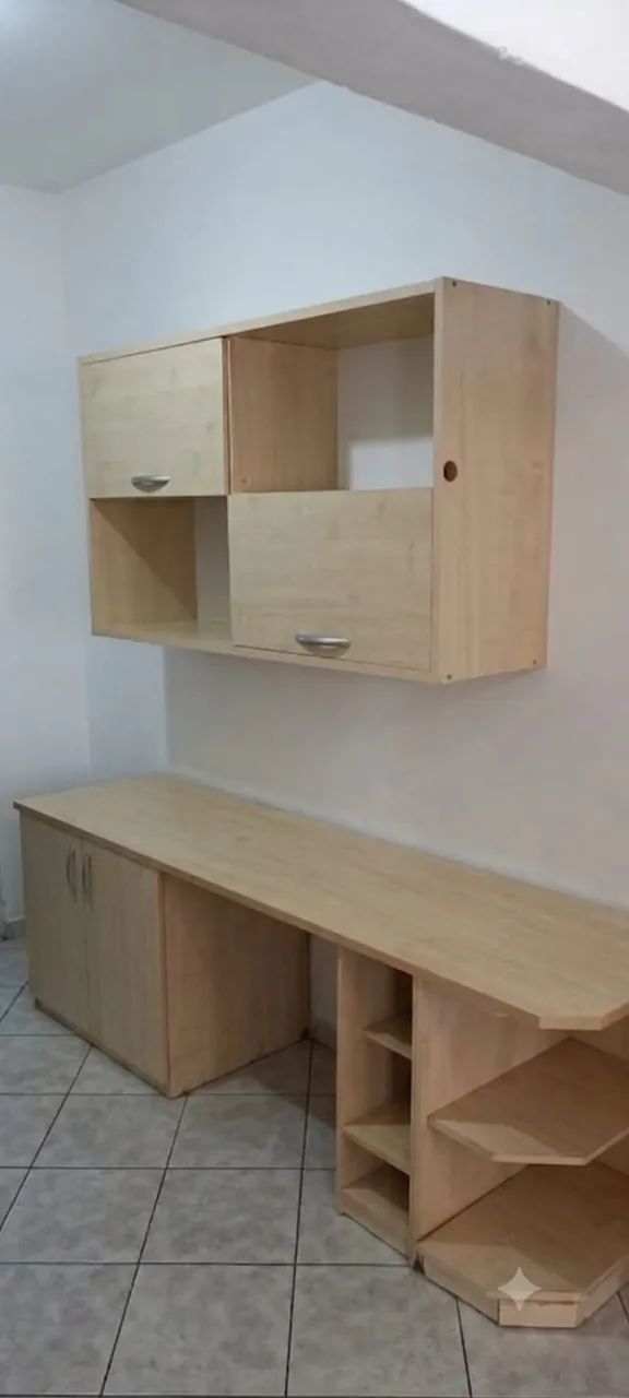 Conjunto para Escritório: Bancada + Armário Aéreo - R$ 350