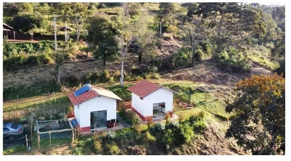 CHALÉS EM BUENO BRANDÃO MG!!